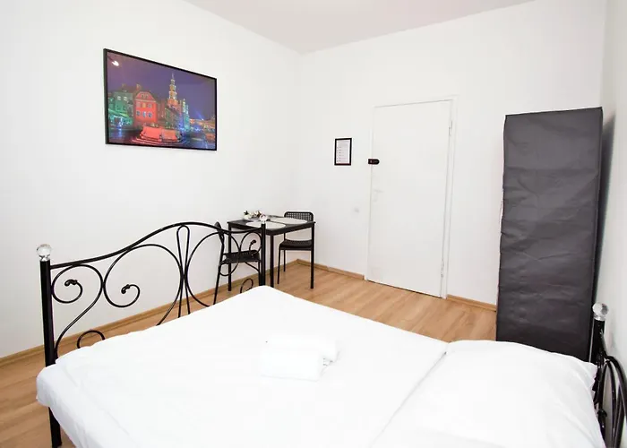 Apartment Roomspoznan Pl - Krolowej Jadwigi 44 - 24h Self Check-in *